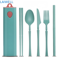 Green Sustainable Wheat Straw Fiber 5-PC Pull Out Cutlery Set Reusable Eco Tableware Accessories Elegant Design For Multiple Uses