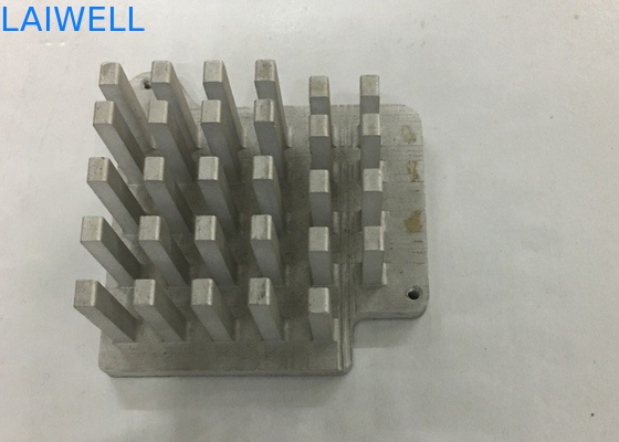 オーダーメイド 電気冷却器 CNC メタルスタンプ アルミニウムプロファイル 圧出熱散 溶解処理