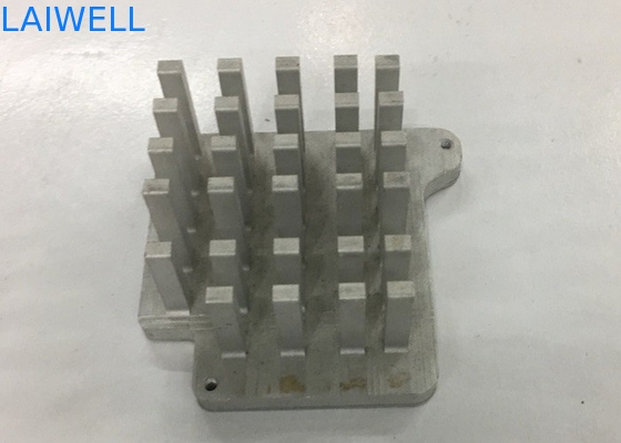 オーダーメイド 電気冷却器 CNC メタルスタンプ アルミニウムプロファイル 圧出熱散 溶解処理