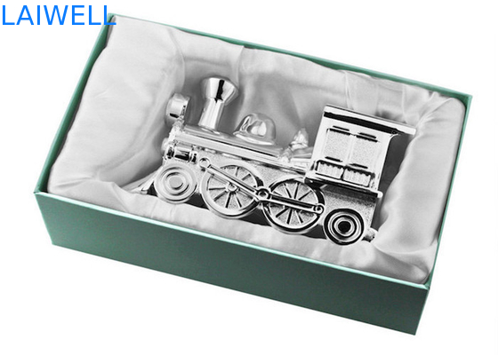 古典的な銀製のめっき亜鉛合金の列車の貯金箱145*55*85mm OEM