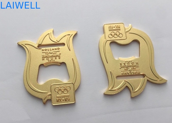 金属の鉄のめっきに砂を吹き付ける多機能の栓抜きメダル
