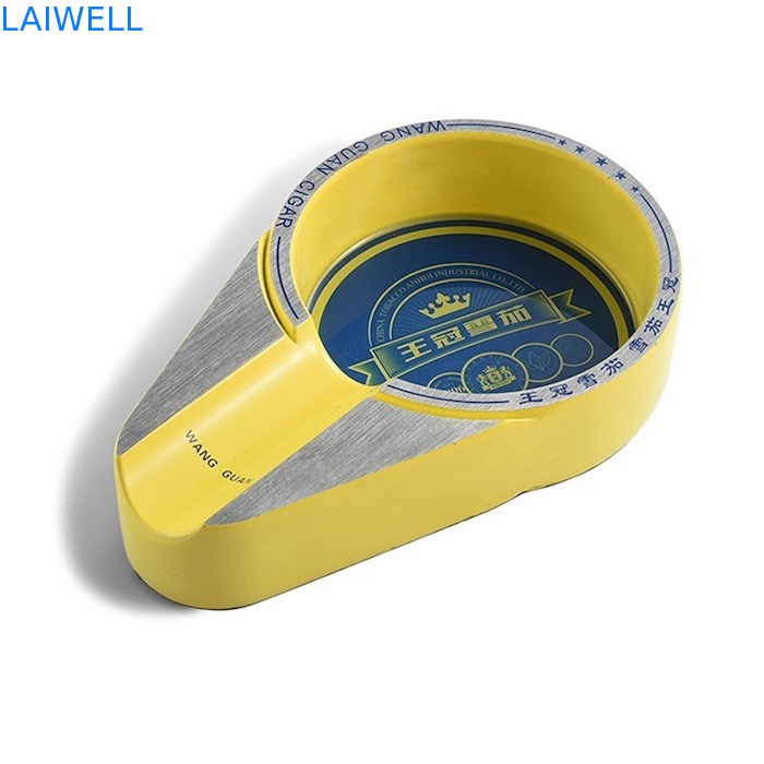 レーザー刻印ロゴ付き、葉巻と喫煙愛好家向けのカスタマイズされたクラシックグレーカラーメタルポケット灰皿