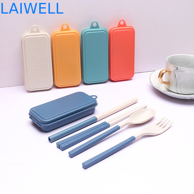 Portable 5-PC Green Wheat Straw Fibre Cutlery Set Versatile Biodegradable Diningware Accessories Sustainable And Suitable For Hot And Cold Meals